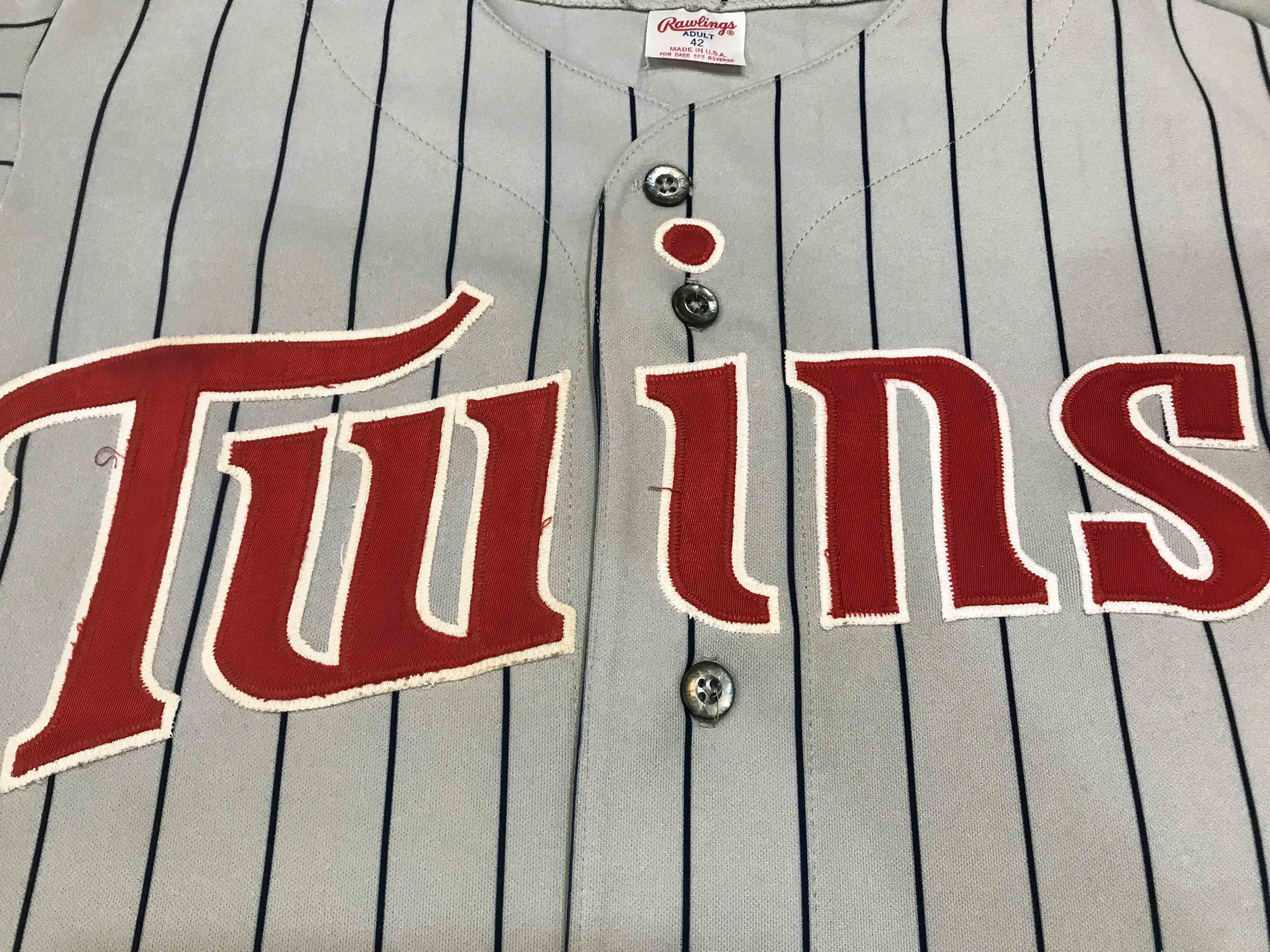 Other Vintage Rawlings MLB Minnesota Twins #8 Baseball Jersey Size US L / EU 52-54 / 3 - 2 Thumbnail