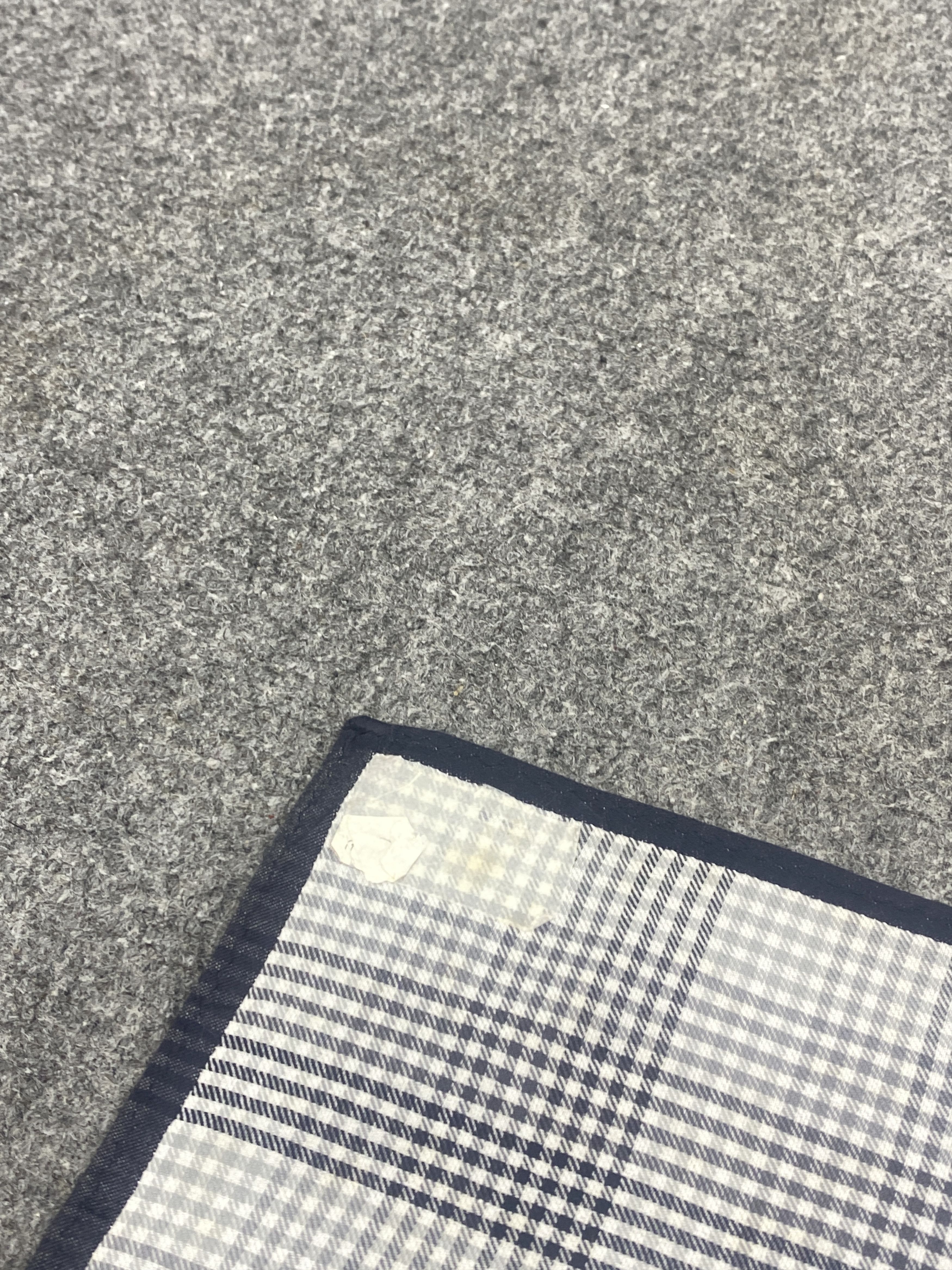 Burberry Vintage Burberry Handkerchief / Neckerchief HKC0998 Size ONE SIZE - 8 Thumbnail