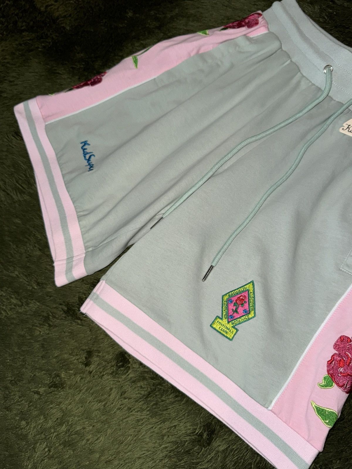 KidSuper [S] KidSuper Brooklyn Bonatics Soccer Shorts Size US 31 - 3 Thumbnail