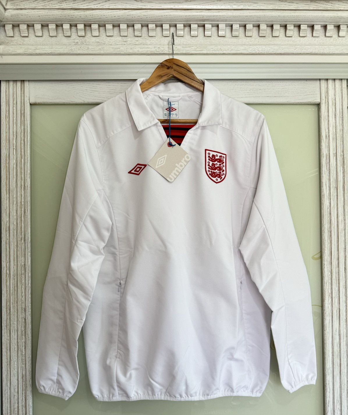 Umbro × Vintage BNWT England 2012 Soccer Tracksuit Jacket Football Jersey Size US M / EU 48-50 / 2 - 1 Thumbnail