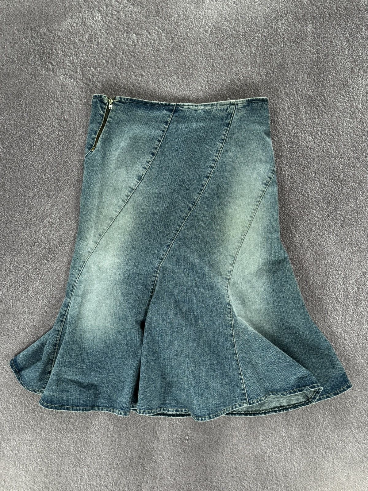 Japanese Brand Avant Garde 00s Vintage Assymetric Faded Skirt Size 30" / US 8 / IT 44 - 2 Thumbnail