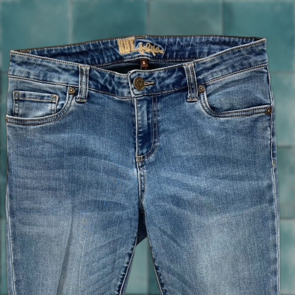 Vintage KUT from the Kloth Womens Size 8 Denim Skinny Jeans Distressed Medium Wash Blue Cotton Blend Stretch Jeans Womens 8 Size 30" / US 8 / IT 44 - 1 Thumbnail