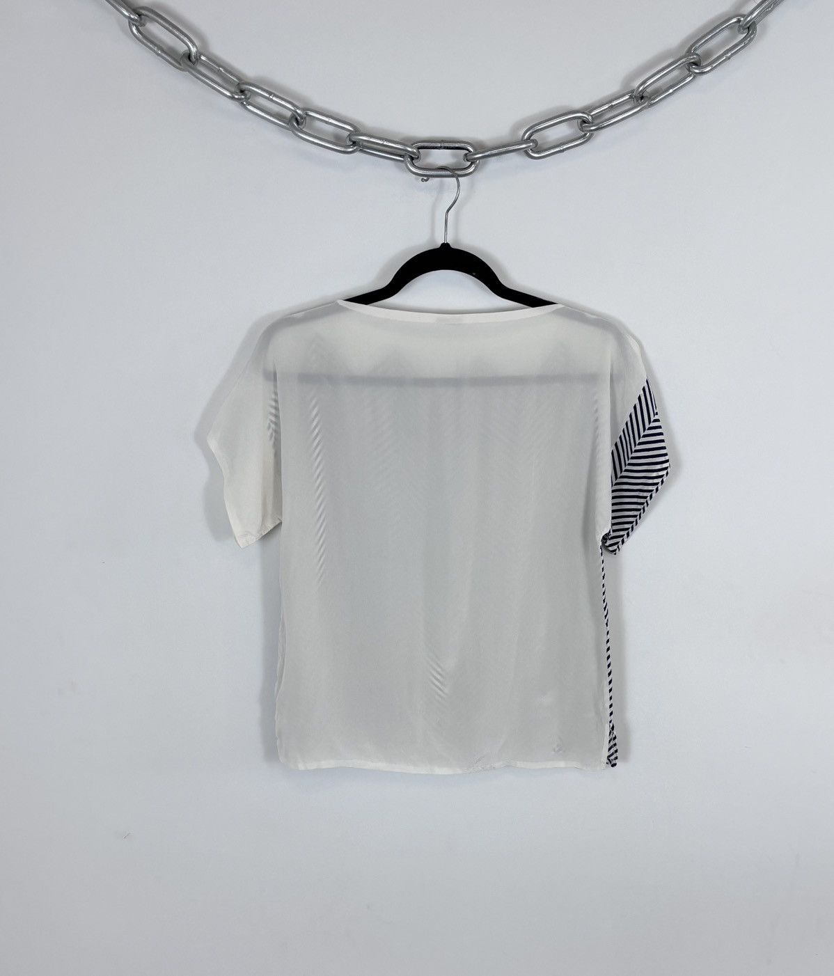 Gianfranco Ferre Vintage Gianfranco Ferre Women’s Herringbone T-Shirt Blouse Size M / US 6-8 / IT 42-44 - 2 Thumbnail