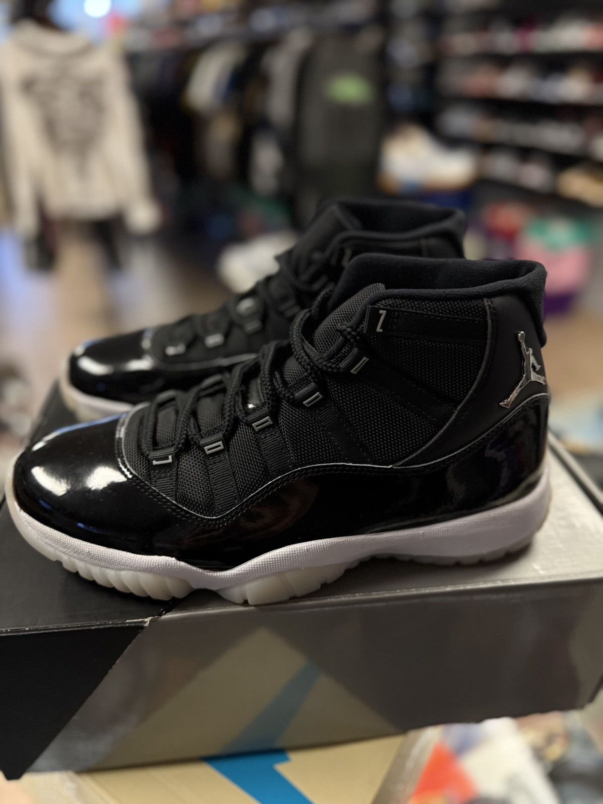 Jordan Brand × Nike Jordan 11 Jubilee Size 9.5 Clean Condition W/ BOX Size US 9.5 / EU 42-43 - 5 Thumbnail