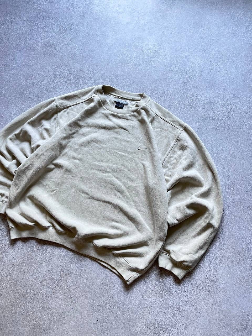 Nike × Vintage Vintage Nike Swoosh Boxy Hoodie Y2K L Size US L / EU 52-54 / 3 - 2 Thumbnail