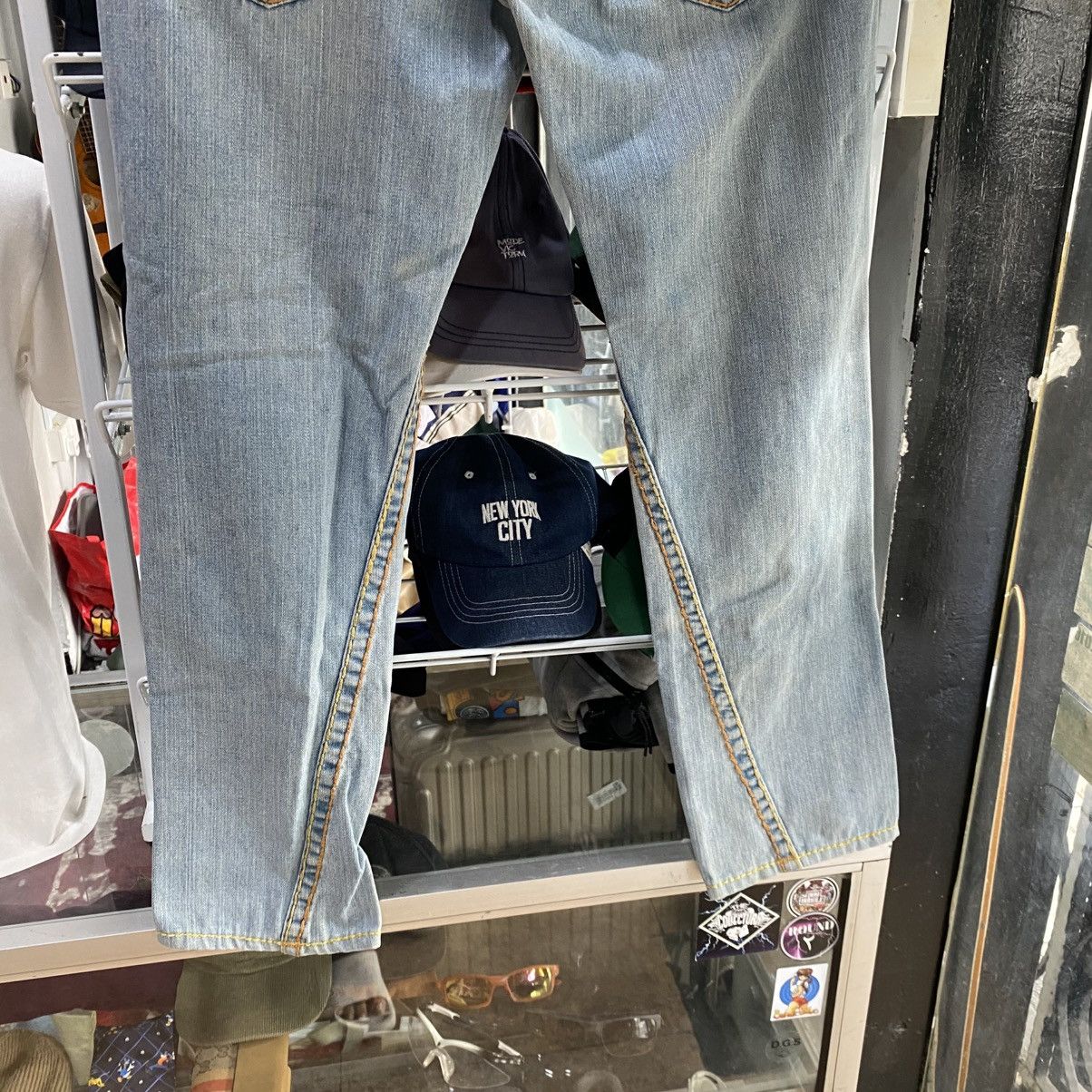 True Religion 2000s True Religion Joey Super T Bold Stitch Flared Jeans Size US 34 / EU 50 - 5 Thumbnail