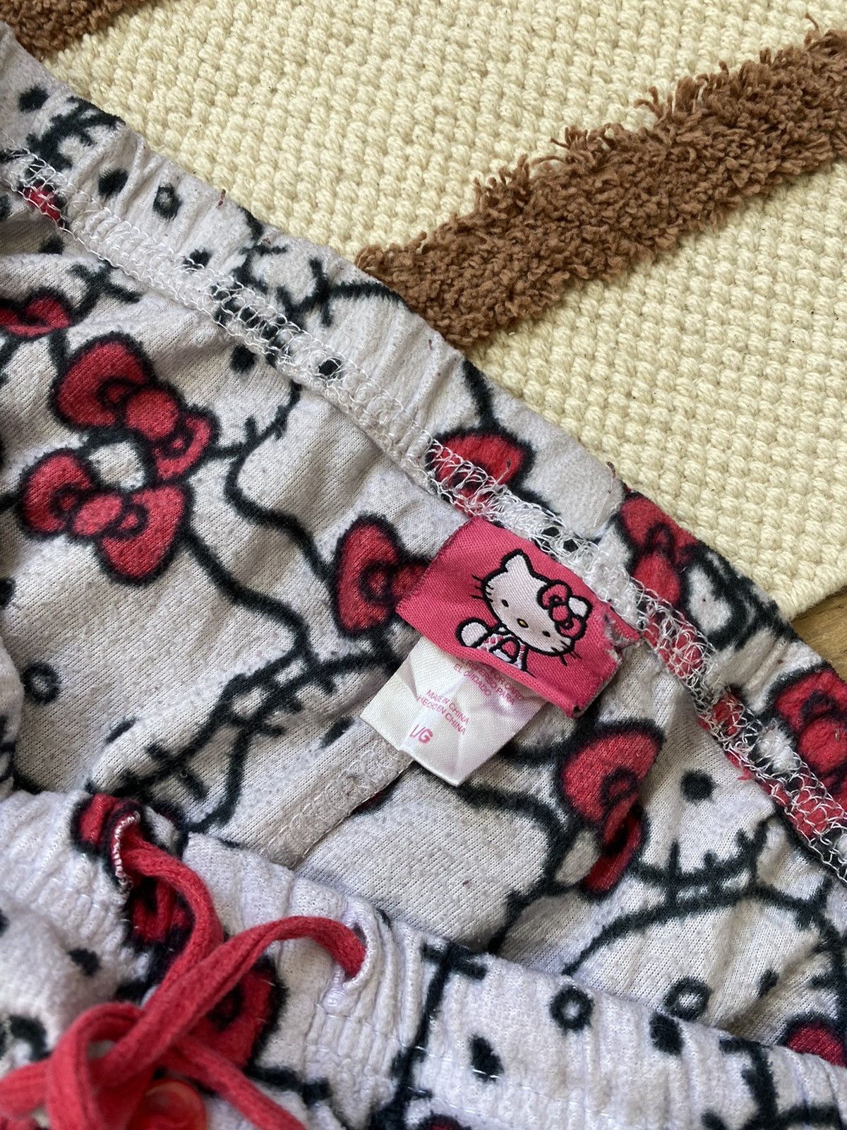 Cartoon Network CUTE HELLO KITTY PAJAMA PANTS Size 26" / US 2 / IT 38 - 3 Thumbnail