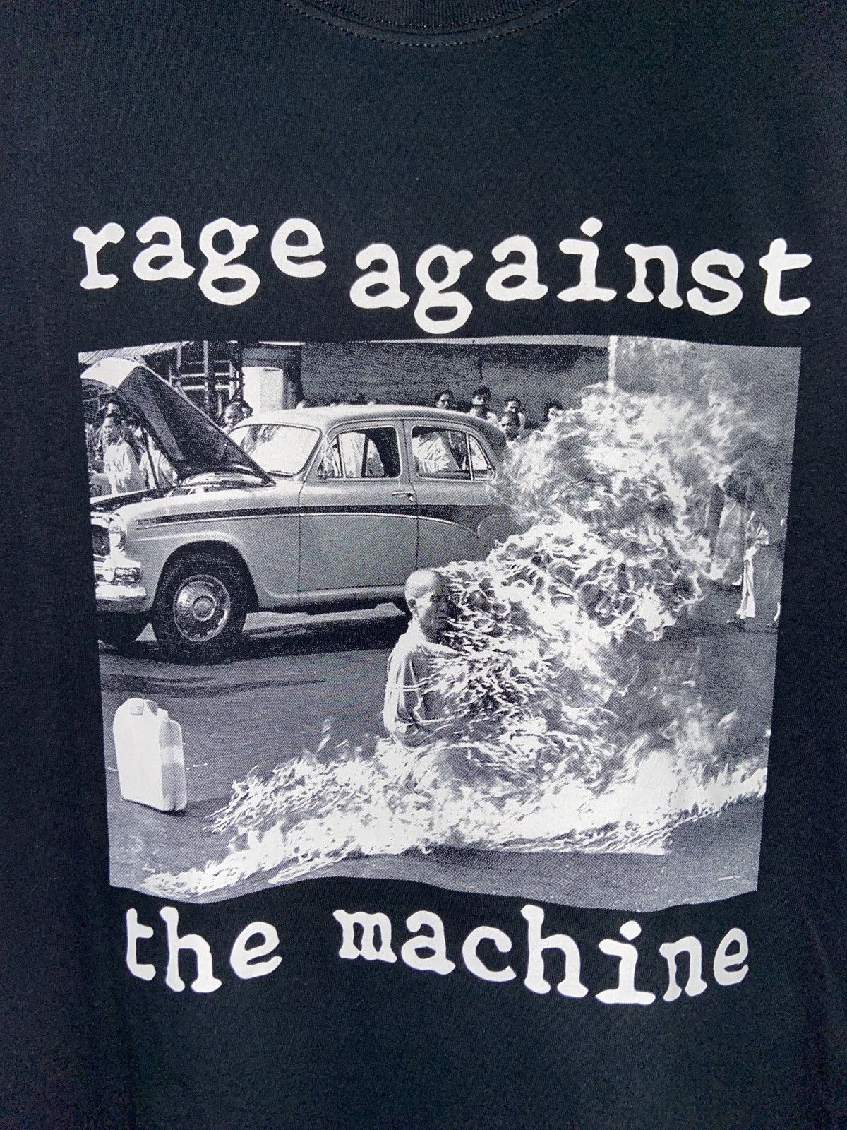 Band Tees Rage Against The Machine Album Cover Tee XL Band Merch 1/1 Size XL / US 12-14 / IT 48-50 - 2 Thumbnail