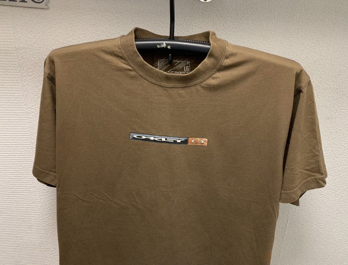 Oakley Oakley vintage box logo t-shirt made in USA L sz Size US L / EU 52-54 / 3 - 2 Thumbnail