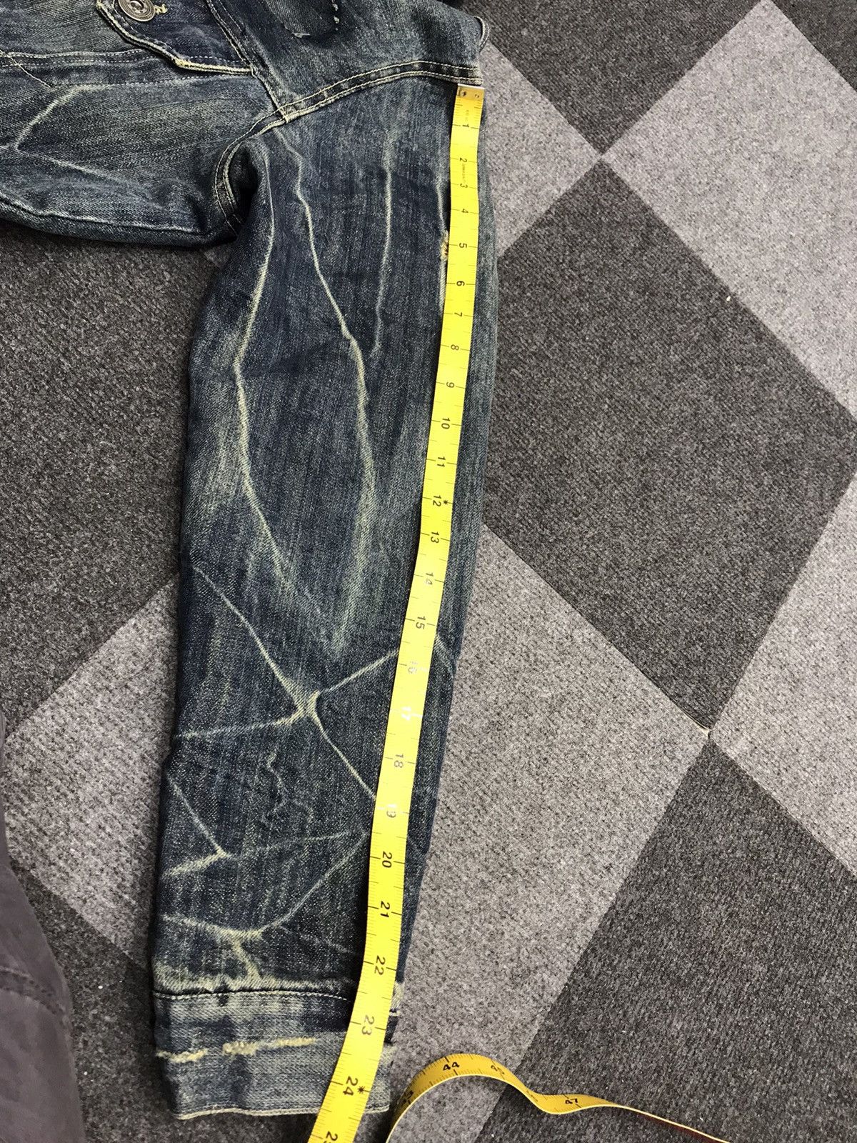 Japanese Brand POINT LOMA Japan Distressed Slim Fit Denim Jacket Size US S / EU 44-46 / 1 - 14 Thumbnail