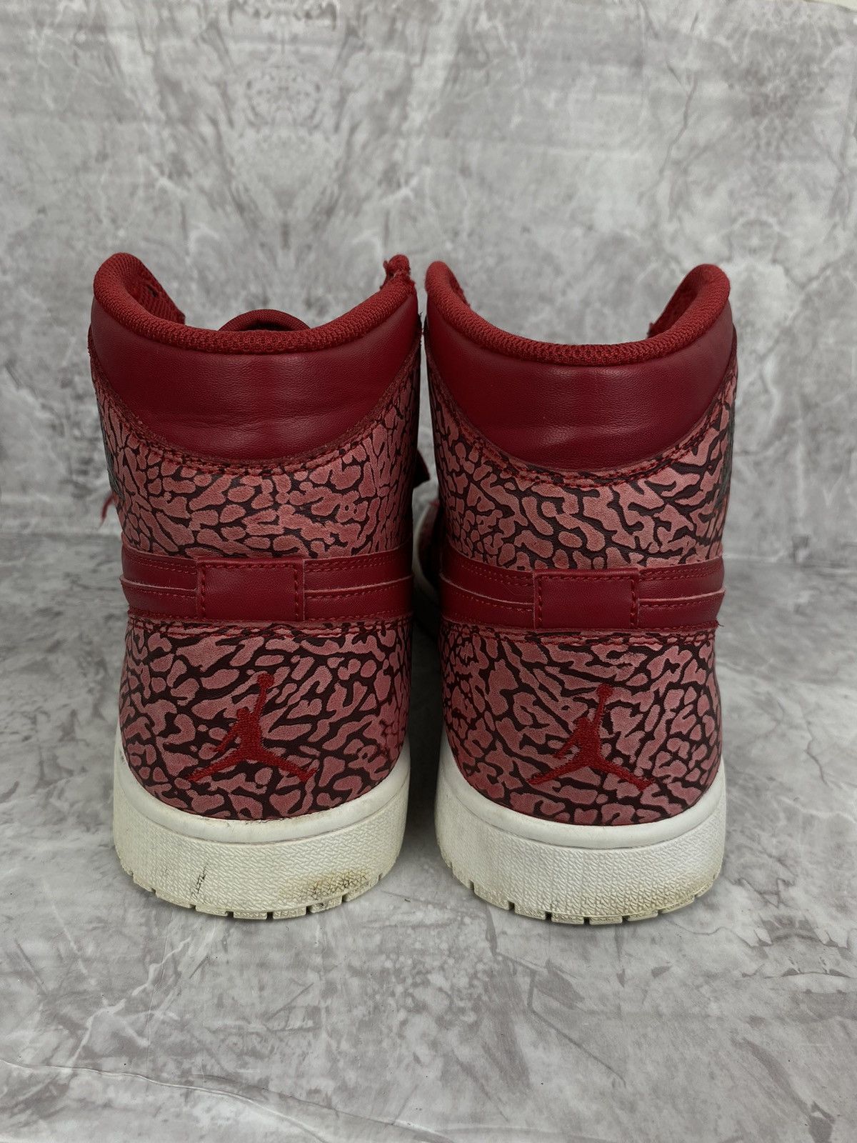 Jordan Brand Jordan 1 Retro Red Elephant Print Size US 12.5 / EU 45-46 - 5 Thumbnail