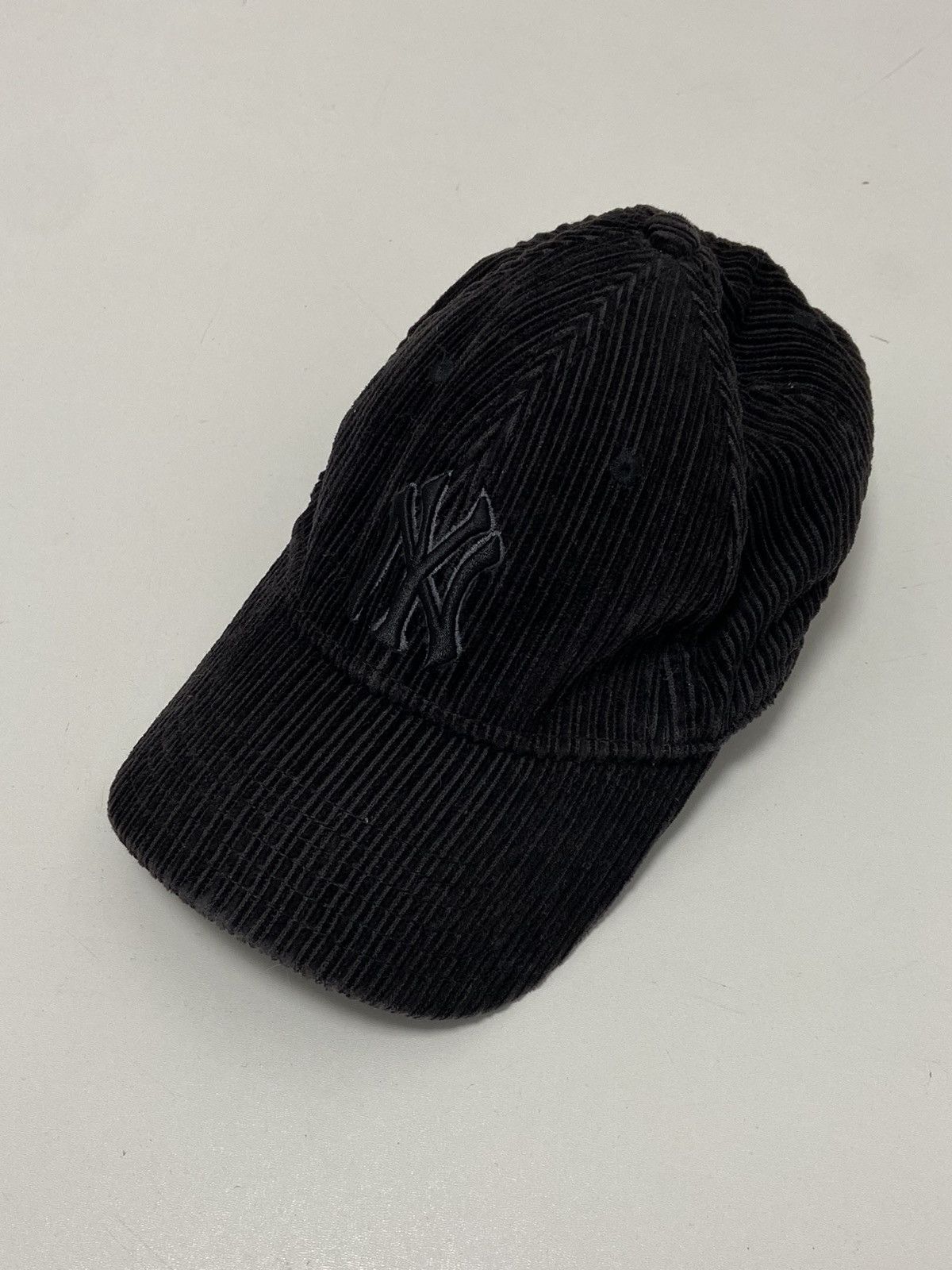 New Era New Era Cap Velvet Size ONE SIZE - 1 Thumbnail