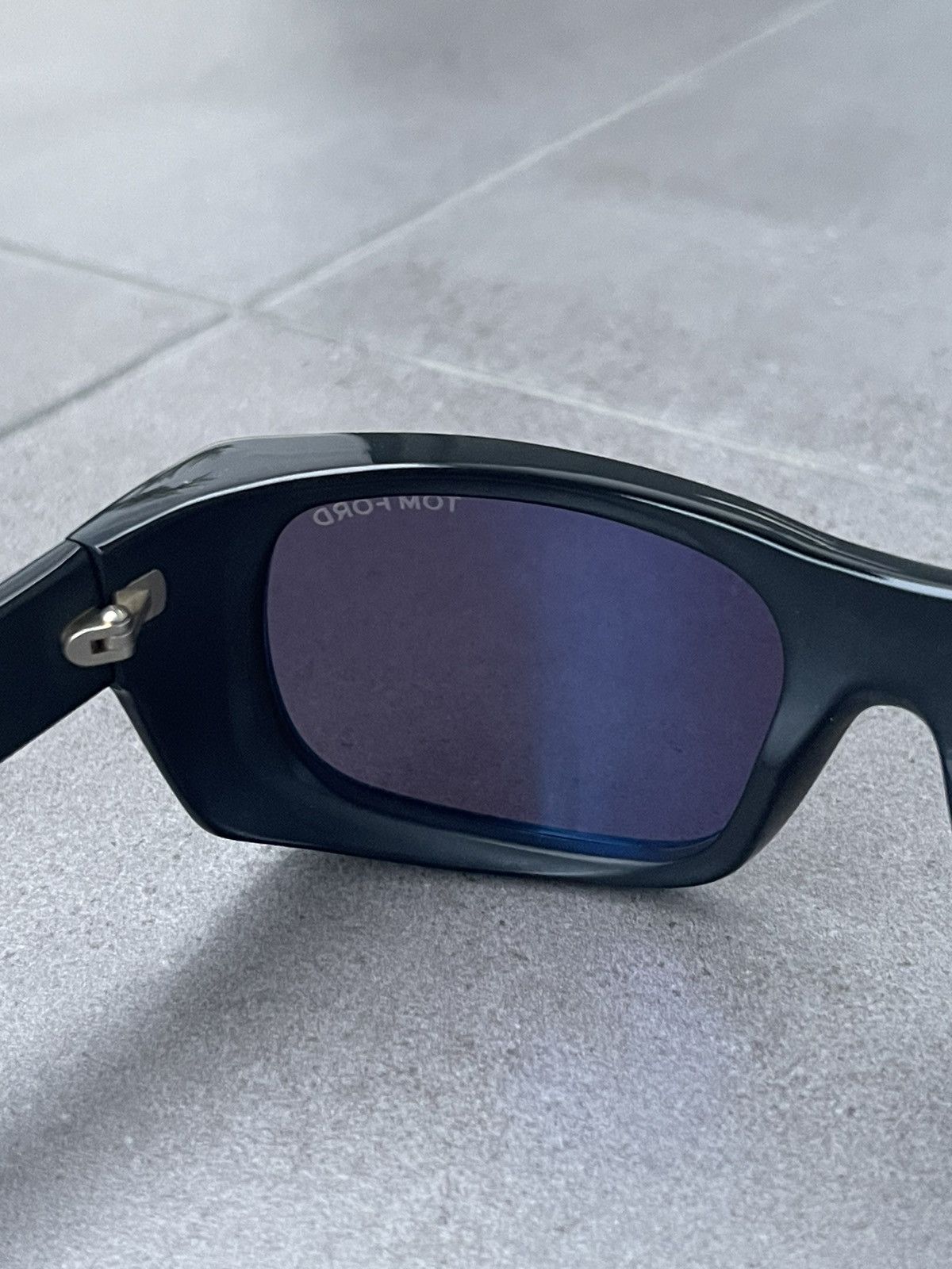 Tom Ford !DS! Tom Ford Toby TF440 01A 3D Square Black Sunglasses Size ONE SIZE - 11 Thumbnail
