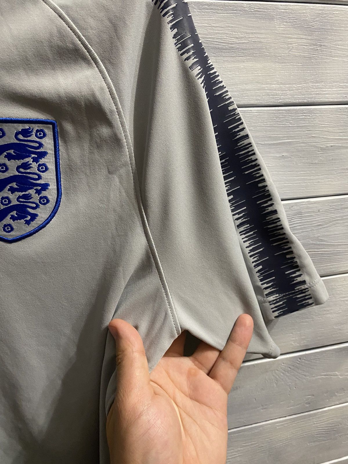 Nike Rare Vintage T-Shirt Nike x England . Y2K style. Size US M / EU 48-50 / 2 - 4 Thumbnail
