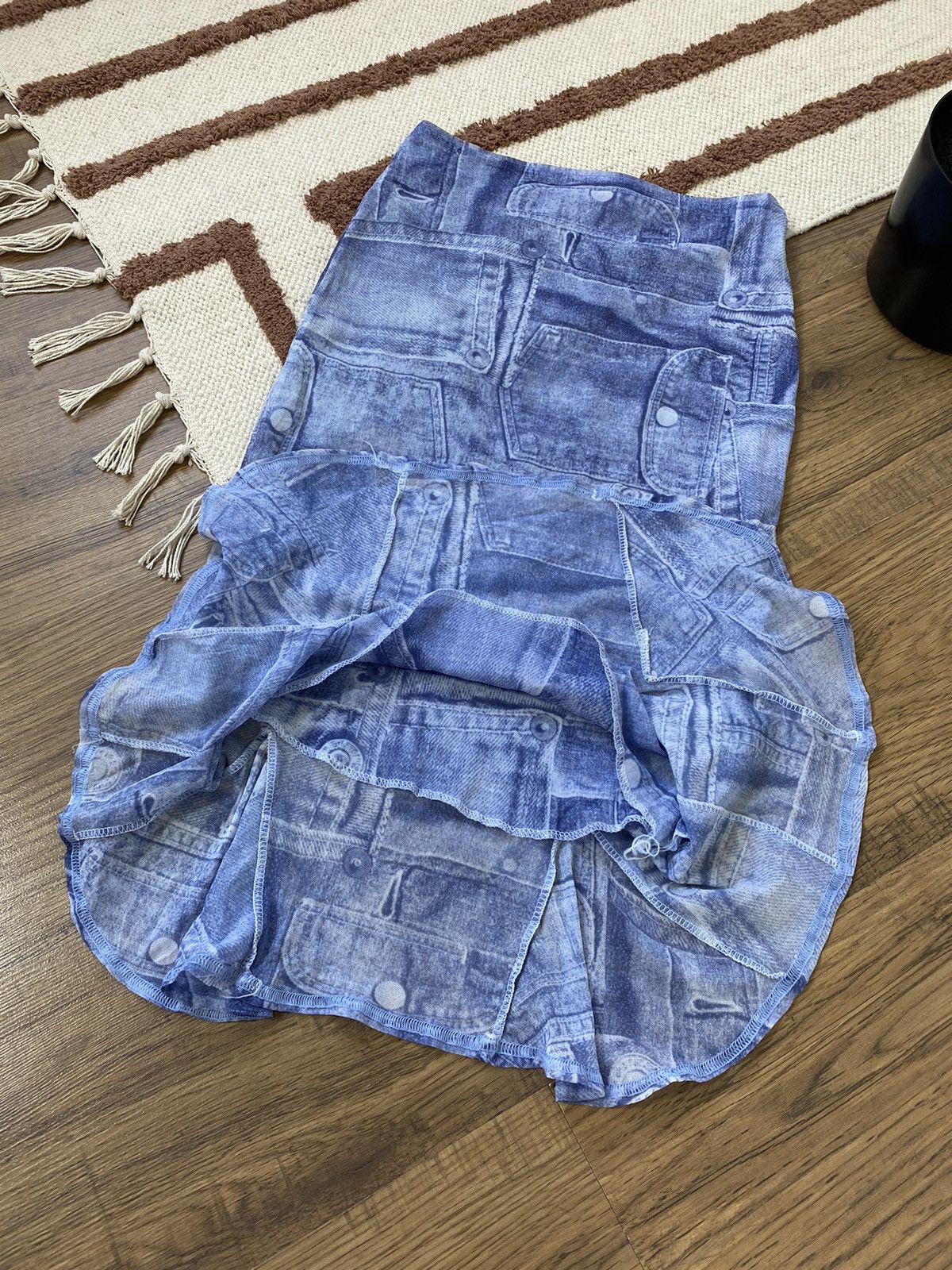 Vintage TRUE RELIGION STYLE PRINTED MESH SKIRT Size 30" / US 8 / IT 44 - 3 Thumbnail