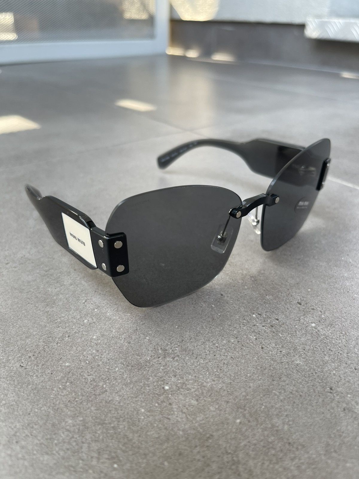 Prada !DS! Miu Miu SMU08S 1AB-9K1 Black White Sunglasses Size ONE SIZE - 4 Thumbnail