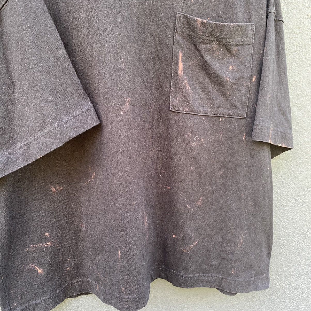 GU Thrashed Faded GU ERD GRUNGE GRAIL GHOST POCKET TEE Size US XL / EU 56 / 4 - 2 Thumbnail