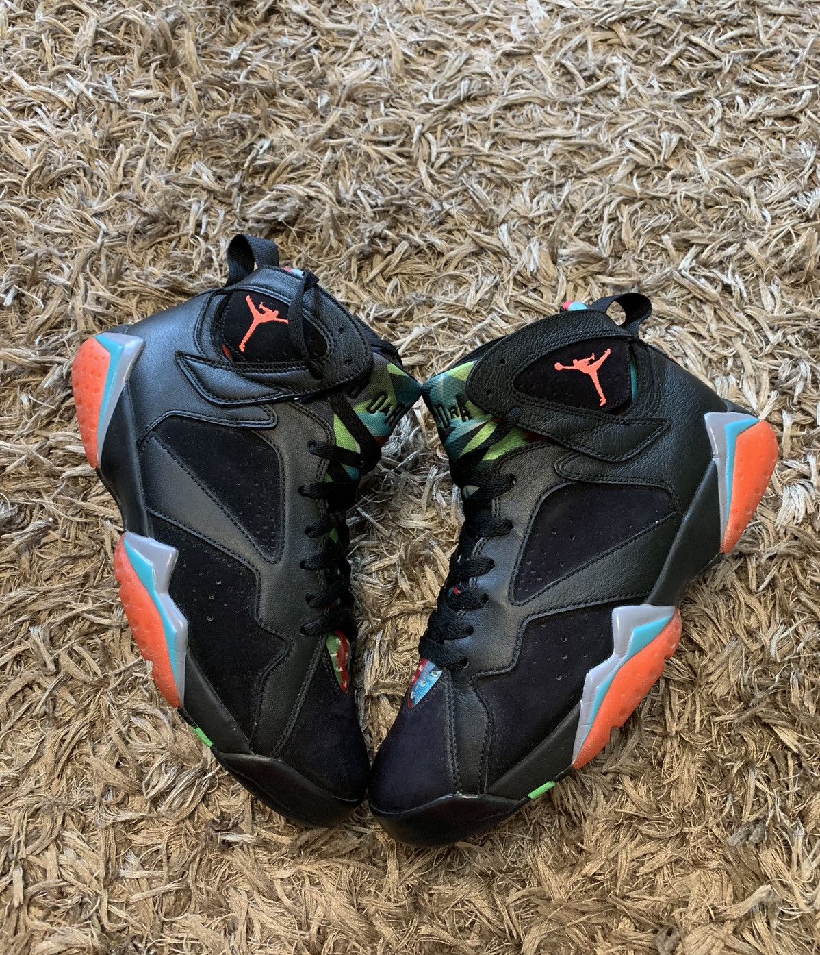 Jordan Brand Air Jordan Retro 7 30th Barcelona Night Hightop sneakers 9US Size US 9 / EU 42 - 4 Thumbnail