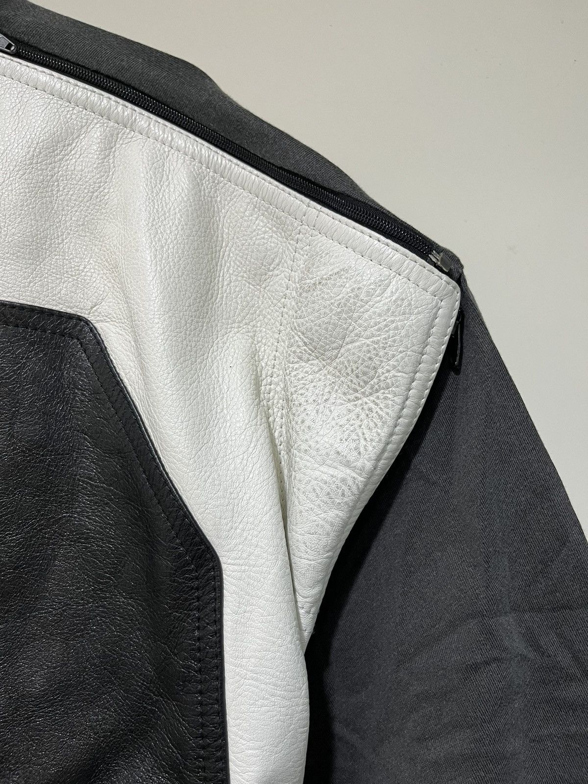 Balenciaga Balenciaga Paris Shirt with Leather Vest Size US M / EU 48-50 / 2 - 9 Thumbnail