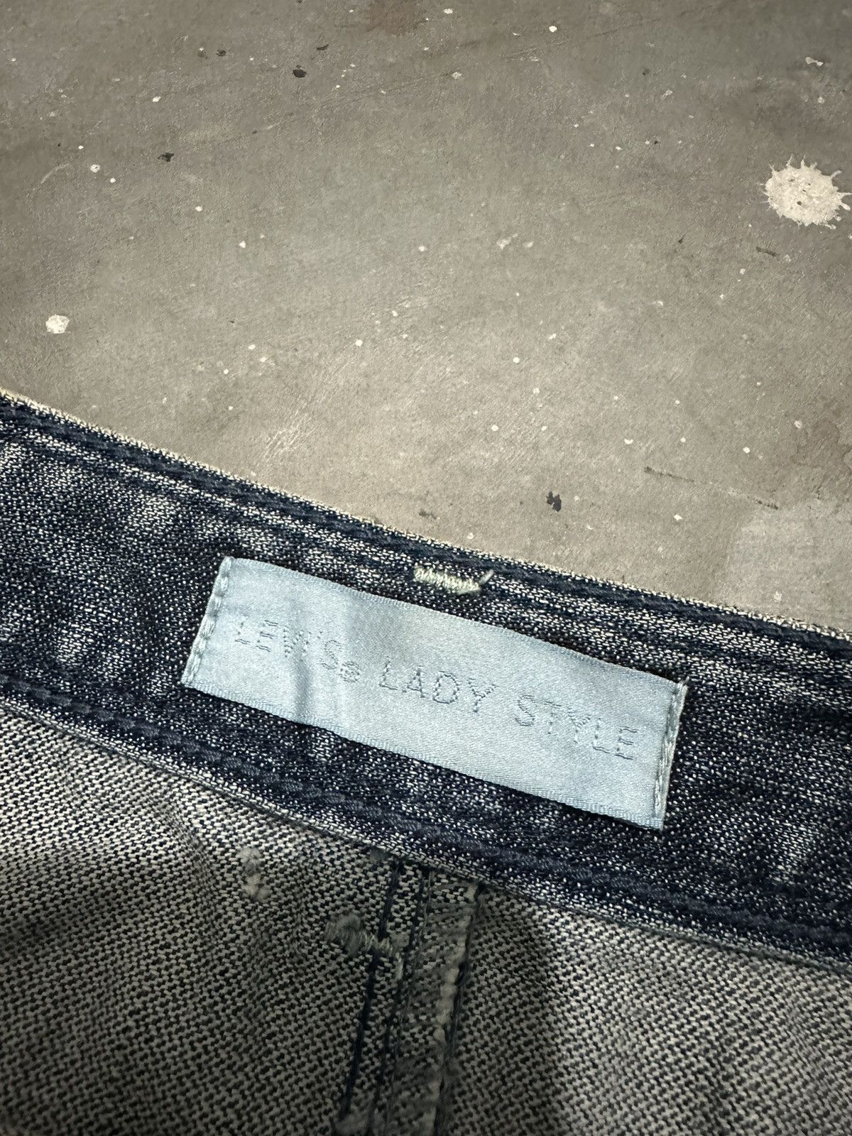 Levi's Y2k Style Levi’s Mini Skirt Love Pocket Design Size 28" / US 6 / IT 42 - 4 Thumbnail
