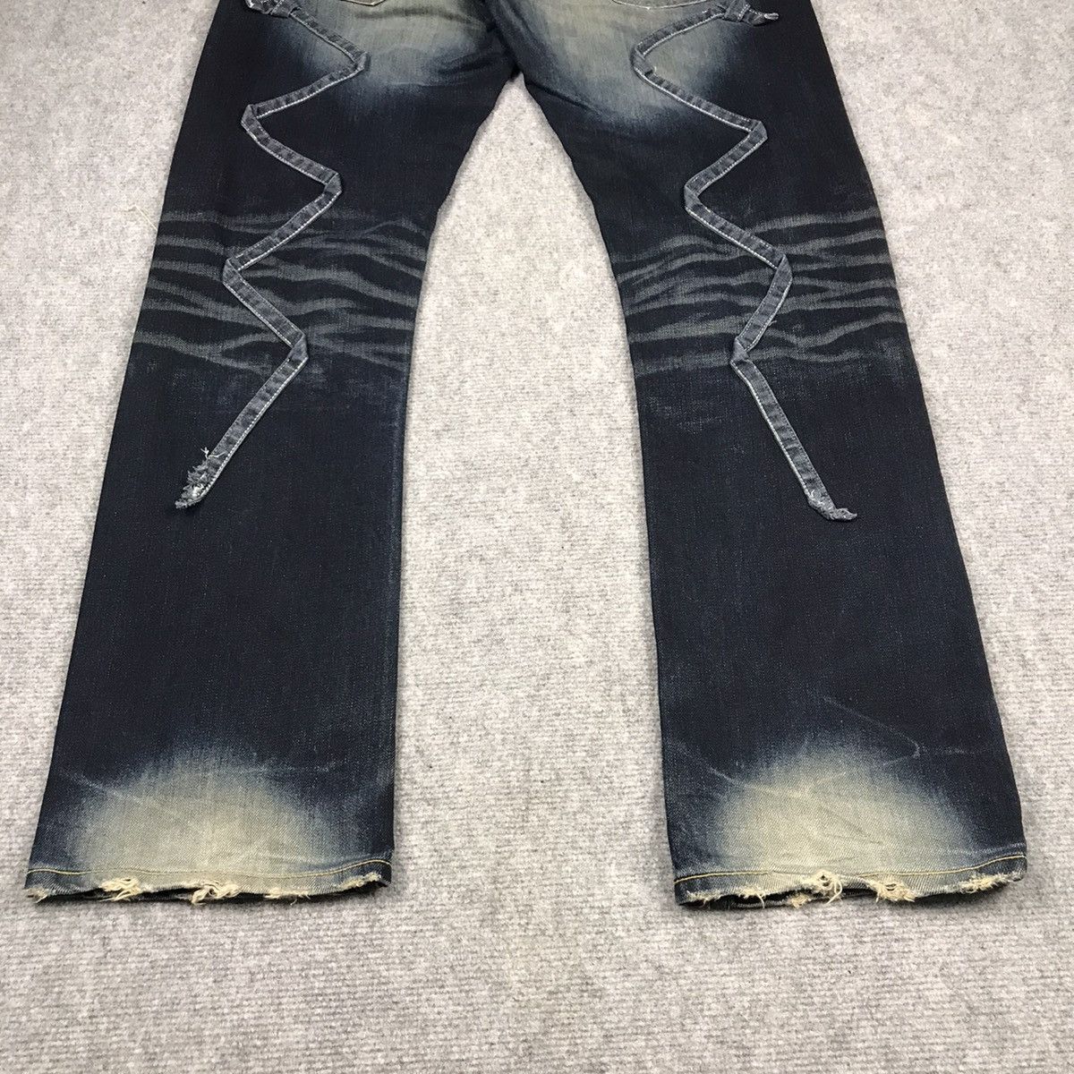 Japanese Brand × TROVE RIPPED DISTRESSED💀BLUE FADED TROVE DENIM PANTS Size US 33 - 12 Thumbnail
