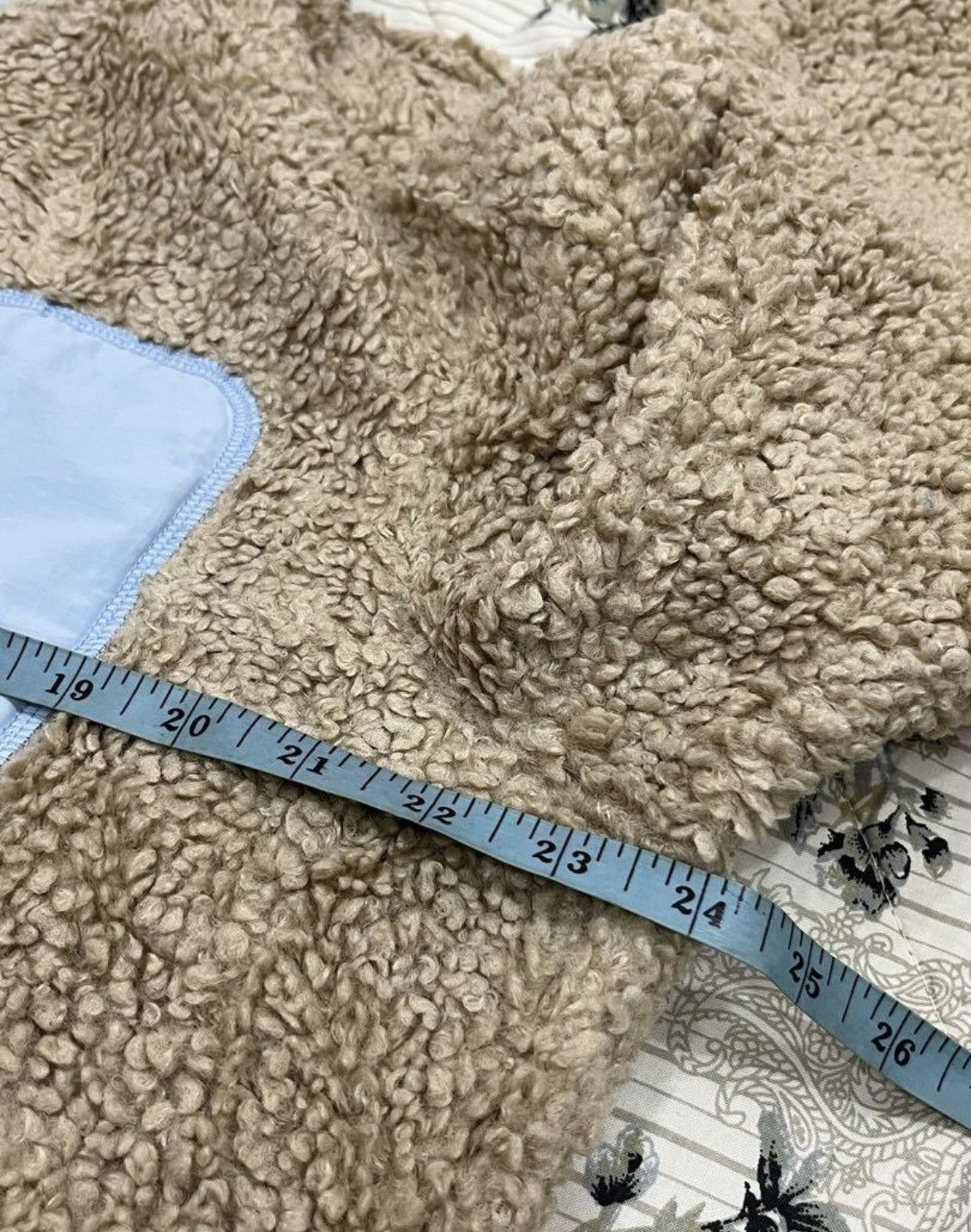 JW Anderson × Uniqlo (Q). JW ANDERSON X UNIQLO DEEP PILE JACKET Size US M / EU 48-50 / 2 - 9 Thumbnail