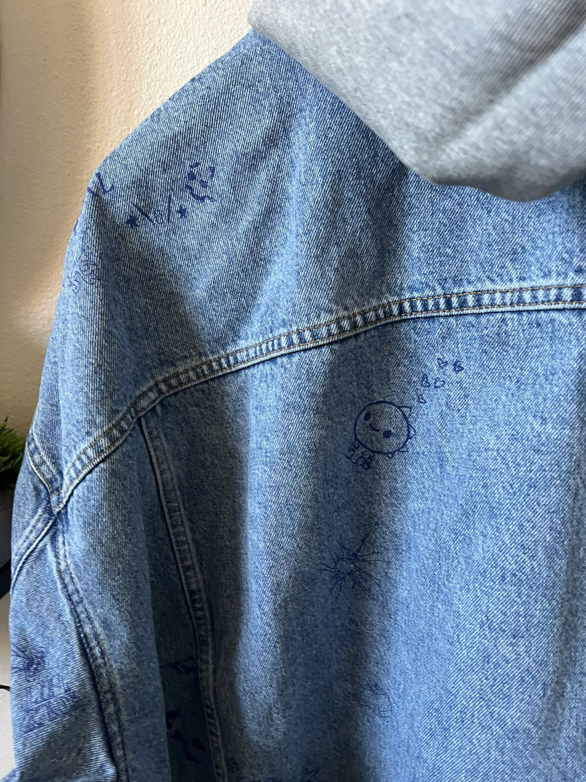 Vetements Vetements Scribbled Denim Jacket Hoodie Size US L / EU 52-54 / 3 - 16 Thumbnail