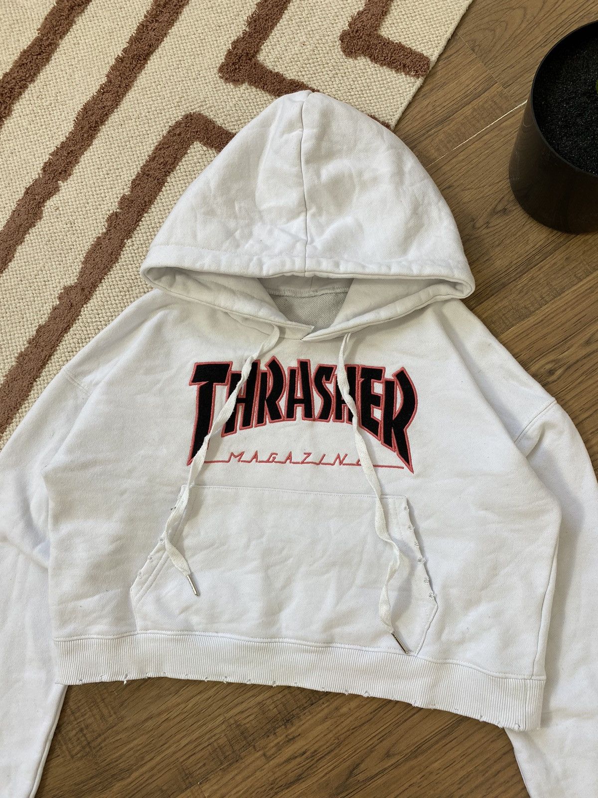 Thrasher TRASHER CROPED WMNS DISTRESSED HODIE Size S / US 4 / IT 40 - 2 Thumbnail