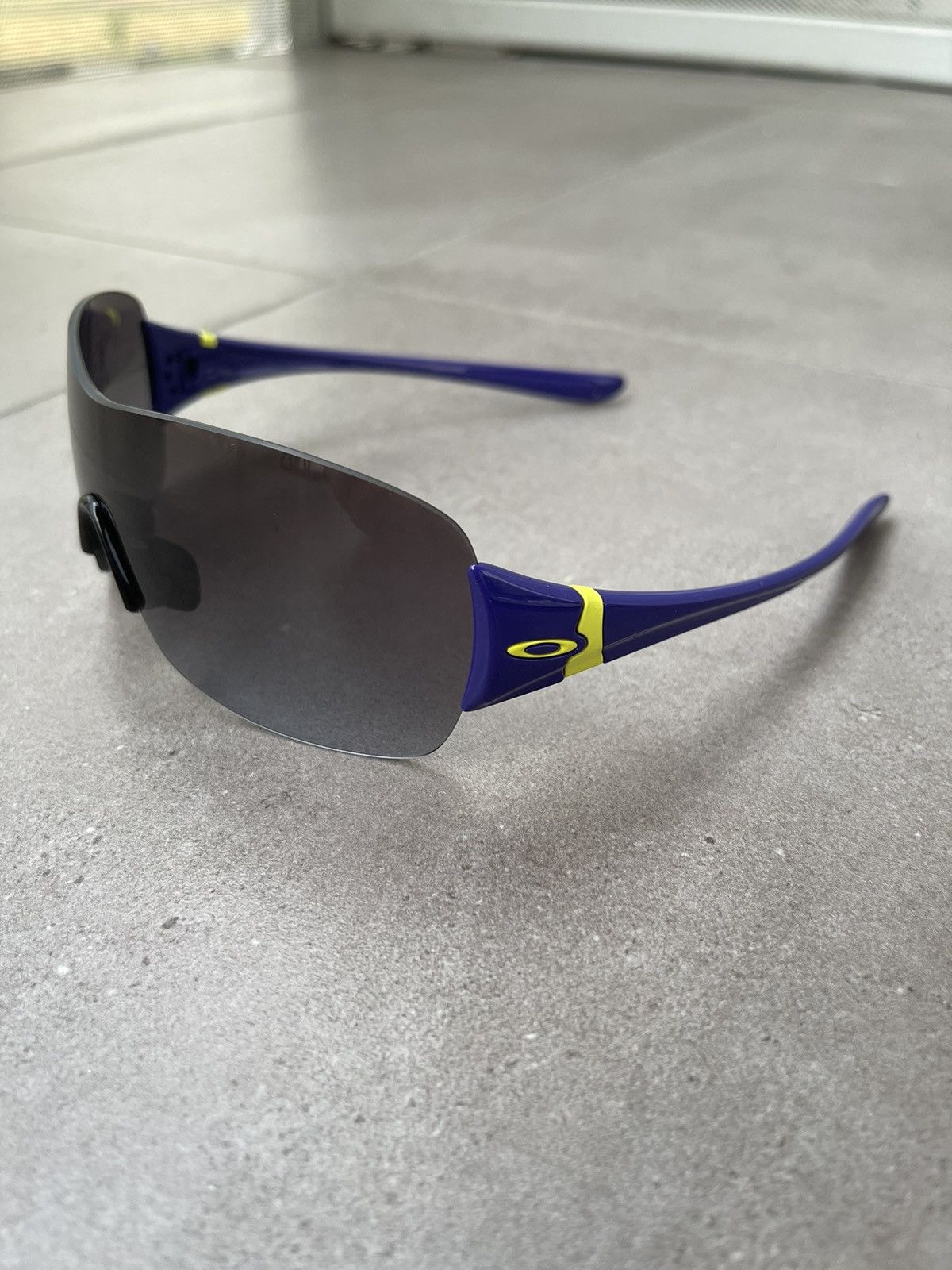 Oakley Oakley OO9141-17 "Miss Conduct" BlueYellow Shield Sunglasses Size ONE SIZE - 5 Thumbnail