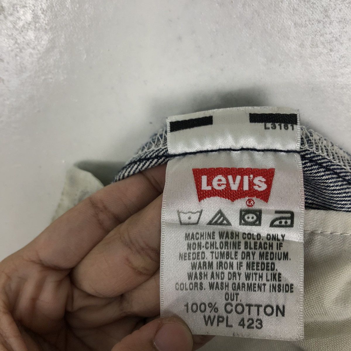 Levi's VINTAGE LEVI’ S ORIGINAL 501 DENIM STRAIGHT CUT Size US 30 / EU 46 - 12 Thumbnail