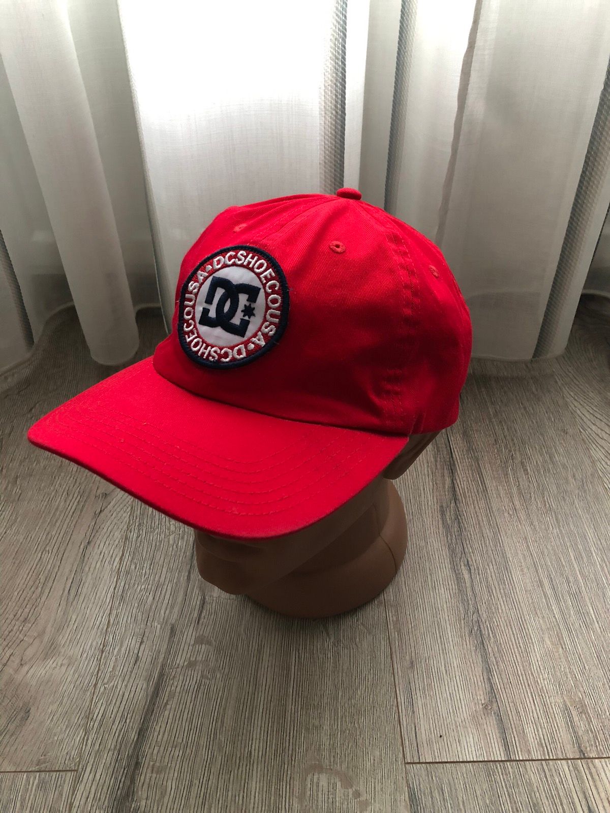 Streetwear DC Shoe Hook-Ups Red Cap Vintage Size ONE SIZE - 1 Preview