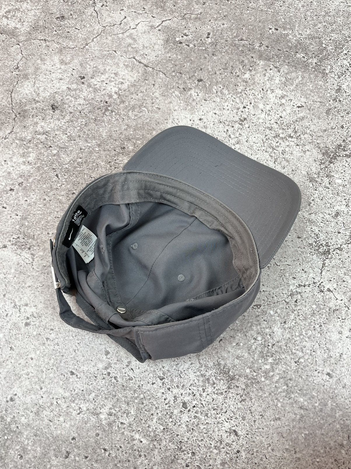 Nike Nike Grey Metal Swoosh Logo Cap Size ONE SIZE - 6 Thumbnail