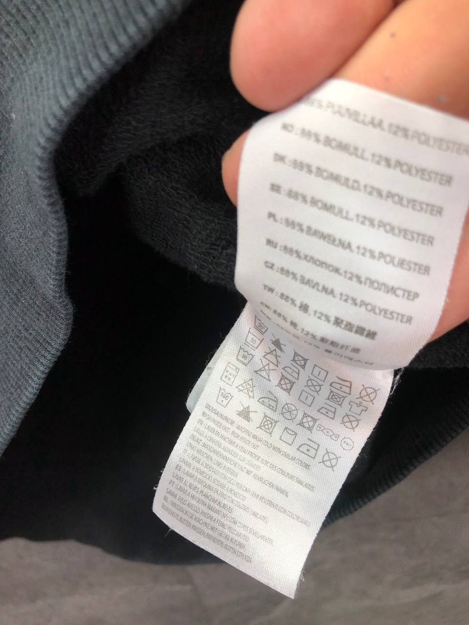 Carhartt × Vintage Mens Carhartt Tony Sweat Backhit size M Size US M / EU 48-50 / 2 - 13 Thumbnail