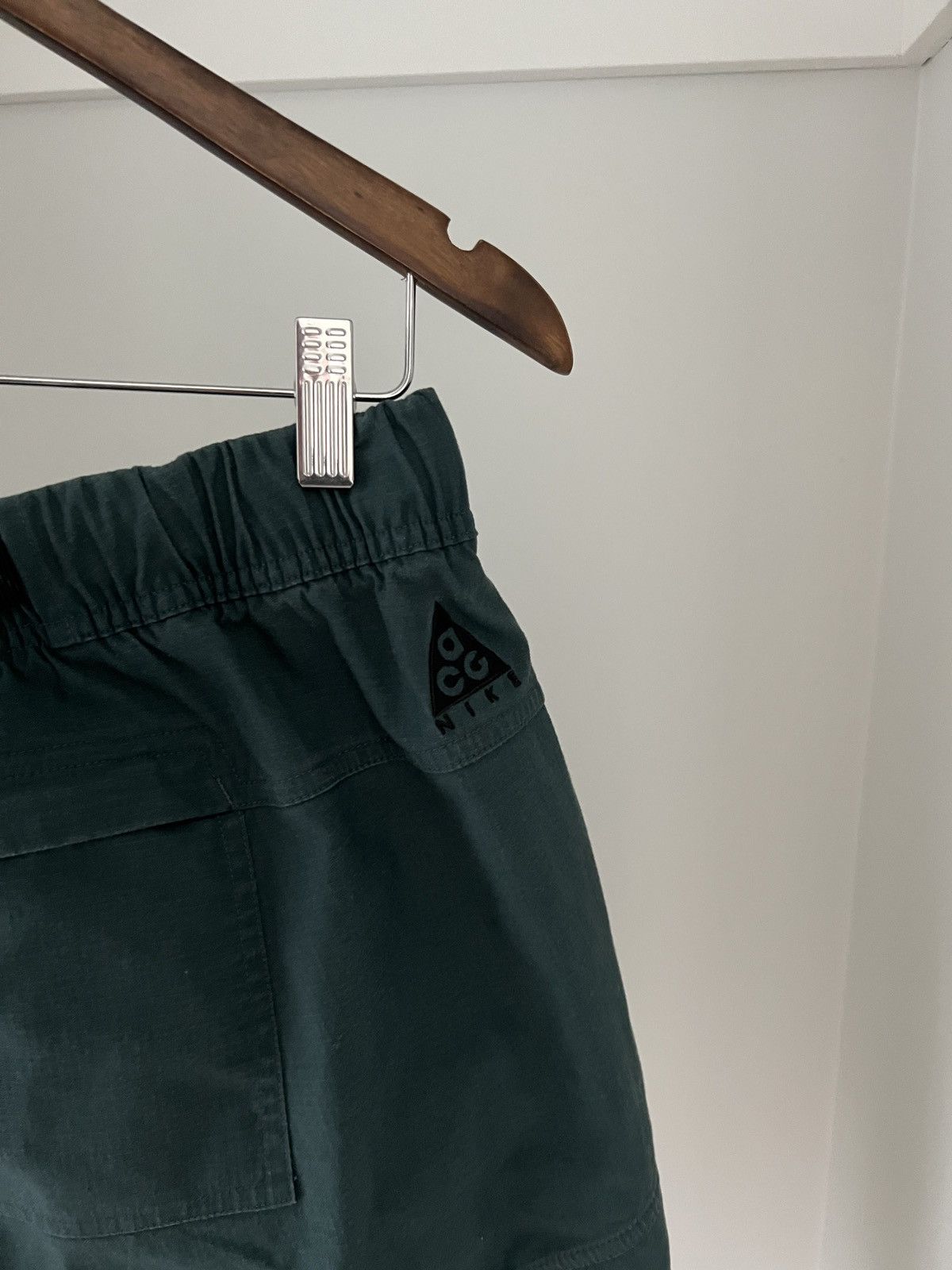 Nike 🔥🔥 Nike ACG Cargo Shorts Size US 30 / EU 46 - 7 Thumbnail