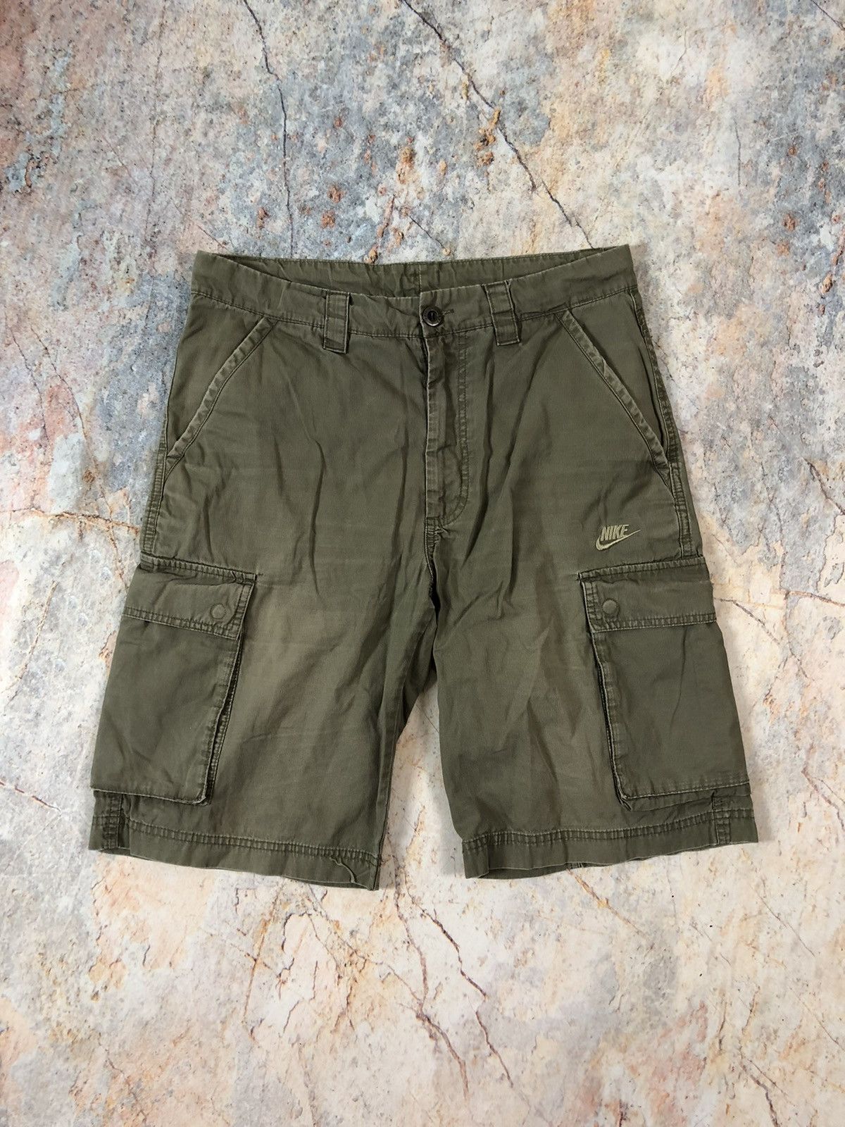 Nike Nike cargo shorts Size US 30 / EU 46 - 1 Thumbnail