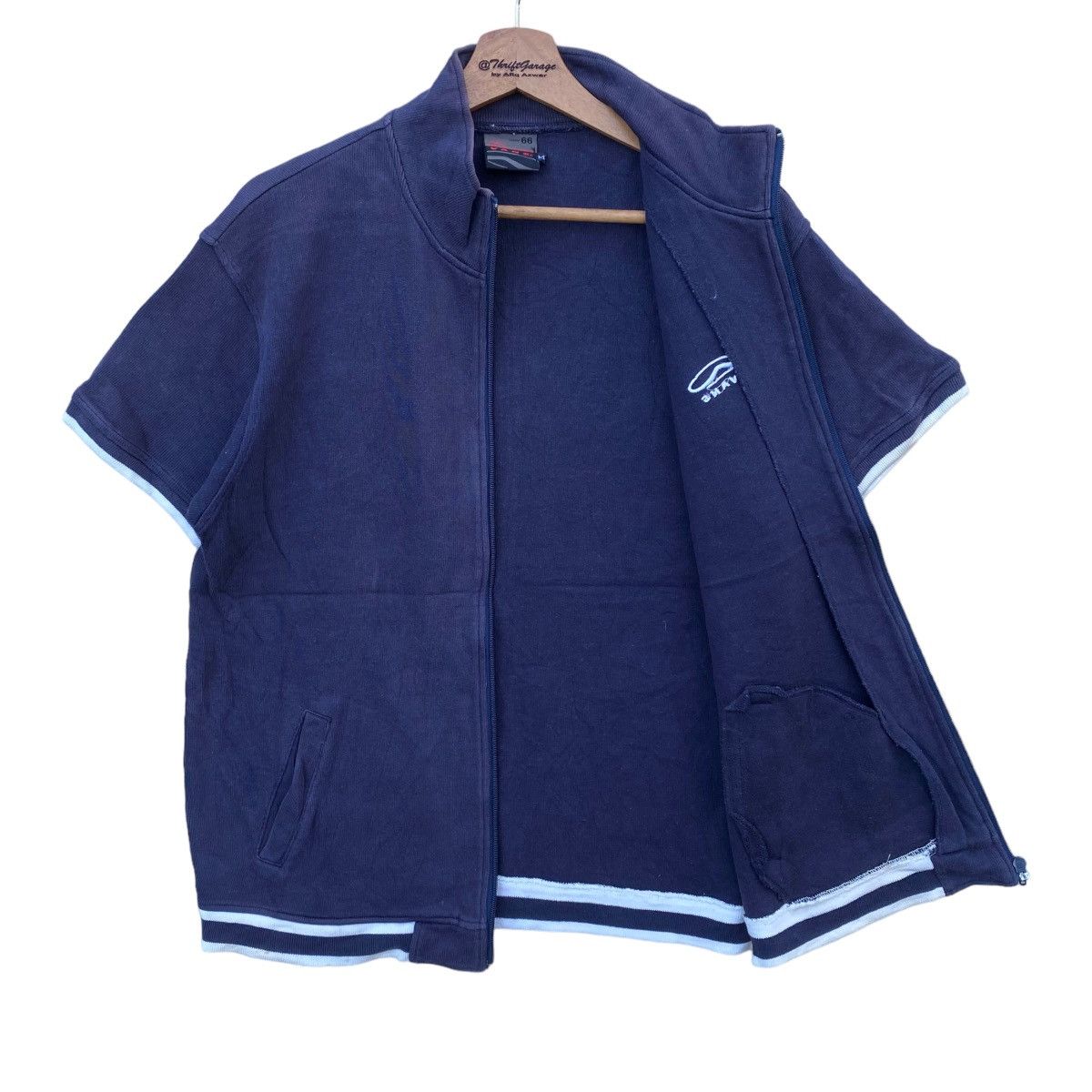 Vans Vintage Vans USA Skateboarding Small Logo Shortsleeve Jacket Size US M / EU 48-50 / 2 - 7 Thumbnail