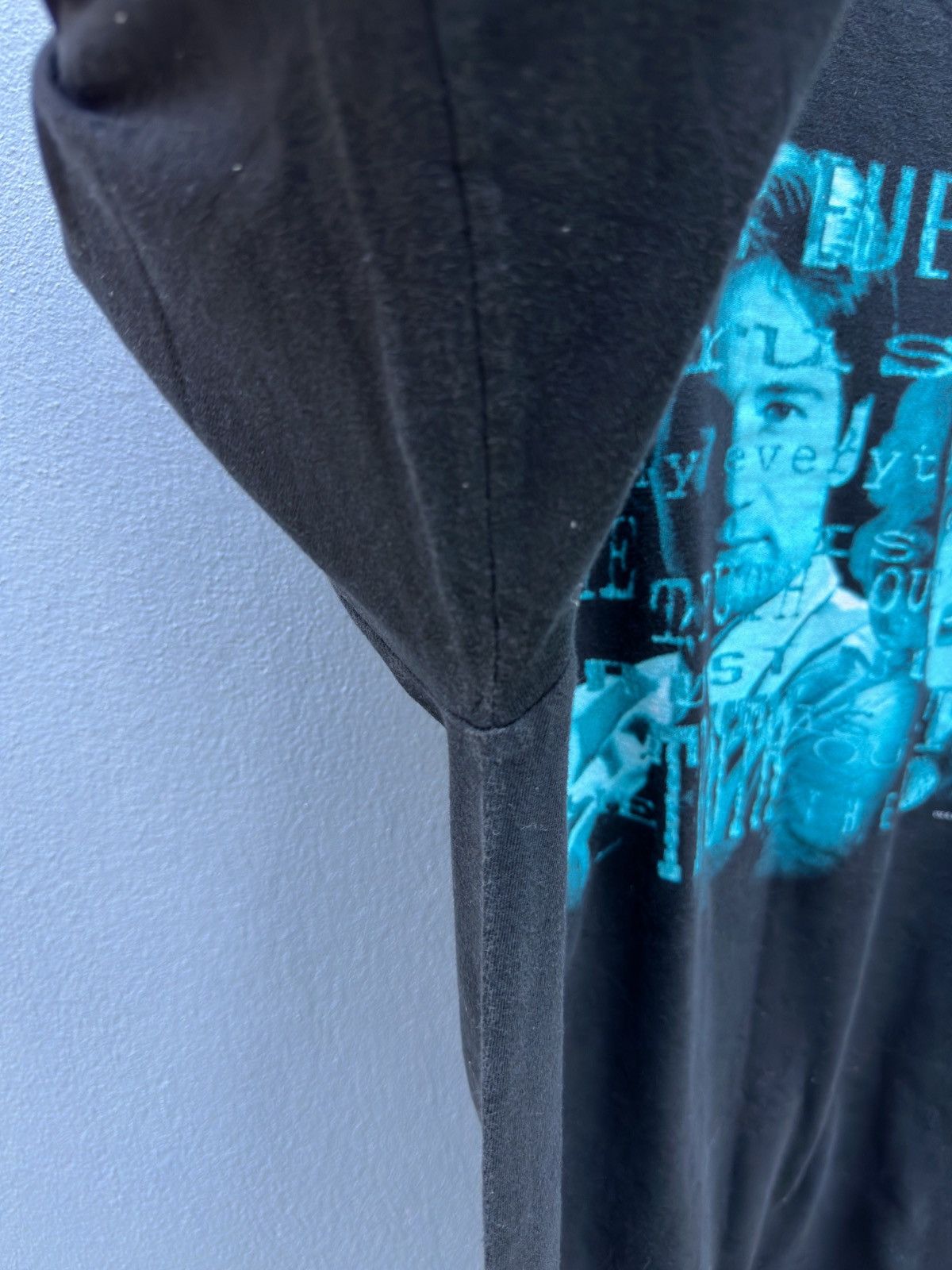 Vintage Vintage The X Files ©️1995 Century Fox Tshirt A43 Size US L / EU 52-54 / 3 - 8 Thumbnail