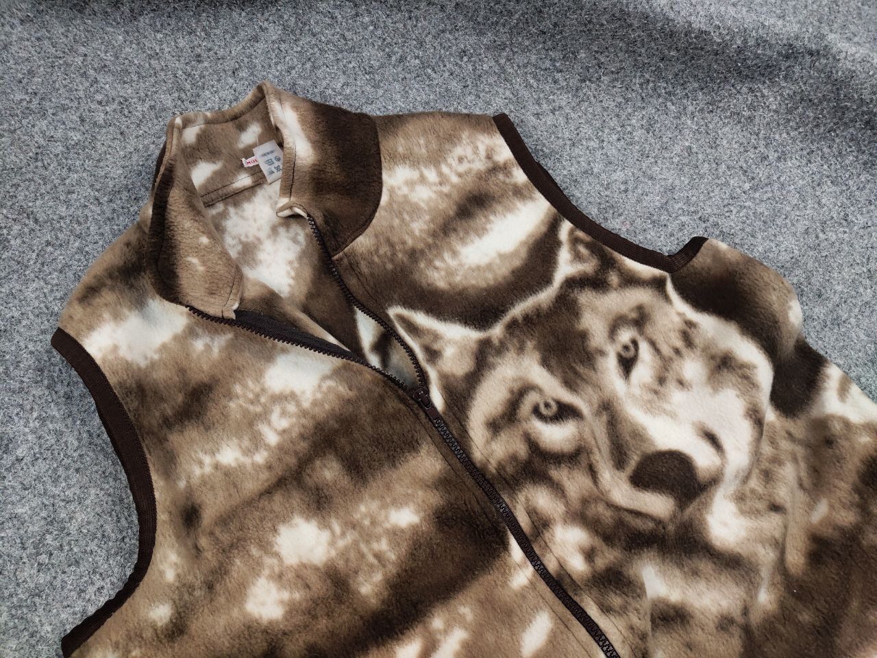 Japanese Brand Vintage 90s Wolf Zip Fleece Vest Jacket Print Supreme Style Size US L / EU 52-54 / 3 - 8 Thumbnail