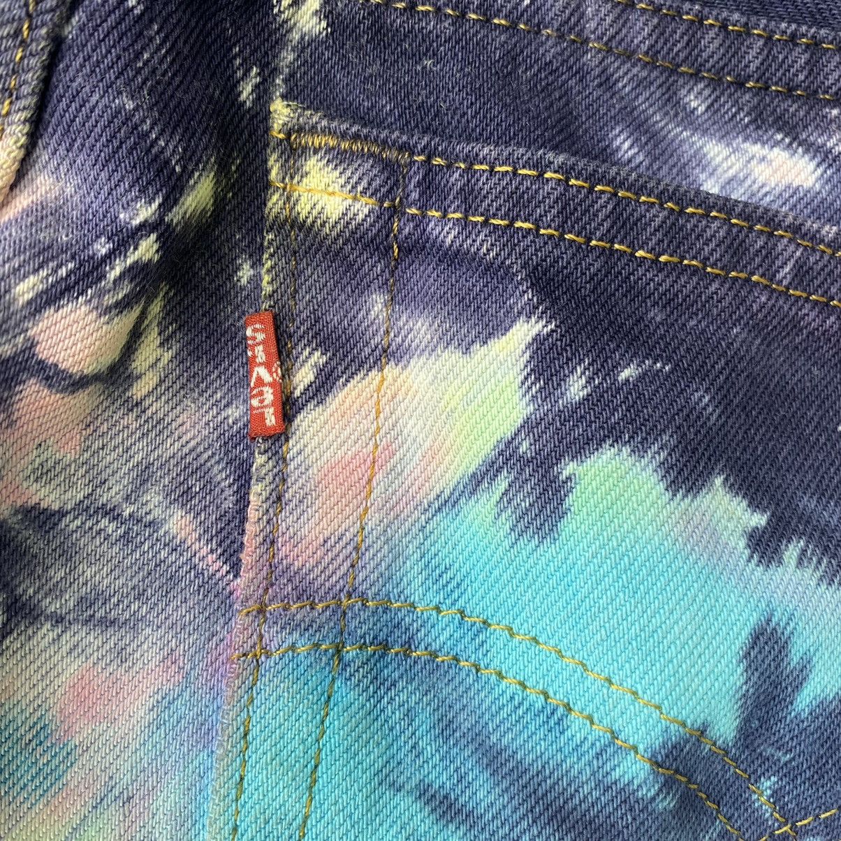 Levi's Thrashed Vintage 80s Levis 501 Tie Dye ERD GRUNGE JEANS Size US 32 / EU 48 - 8 Thumbnail