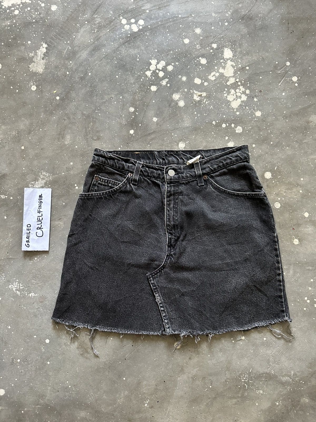 Levi's × Vintage Levi’s Mini Skirt Y2k Style Size 30" / US 8 / IT 44 - 4 Thumbnail