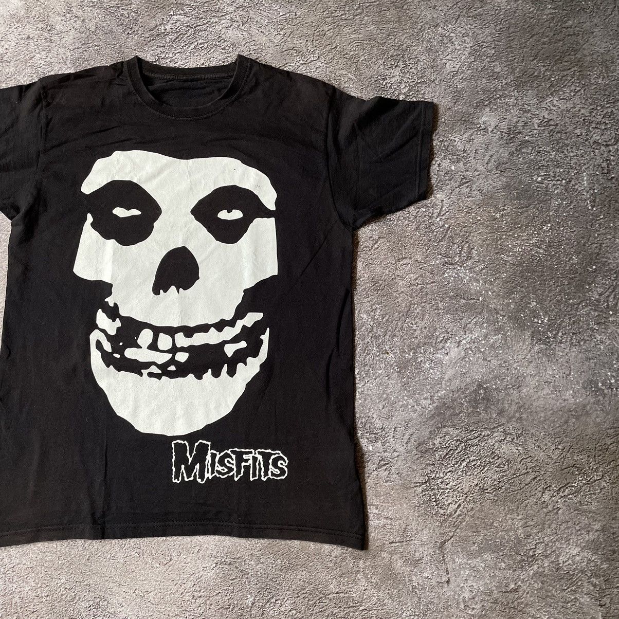 Vintage Vintage Y2K CREEPY MISFITS FACE ABSTRACT ANGRY M Size US M / EU 48-50 / 2 - 2 Thumbnail