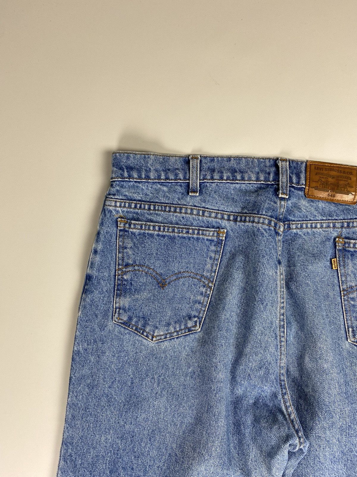Levi's × Vintage VTG Levi’s 540 light blue denim jeans baggy relaxed fit Size US 38 / EU 54 - 19 Thumbnail