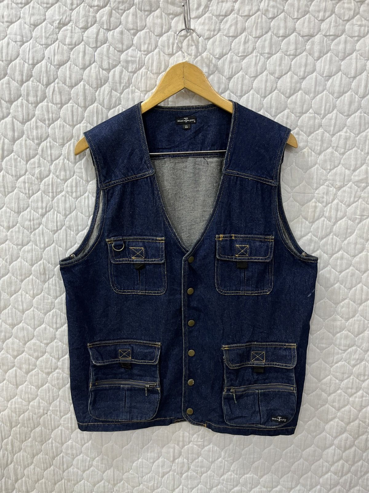 If Six Was Nine (Ssss). ARCHIVE BLOOM ON THE GLOBE DENIM VEST Size US M / EU 48-50 / 2 - 1 Thumbnail