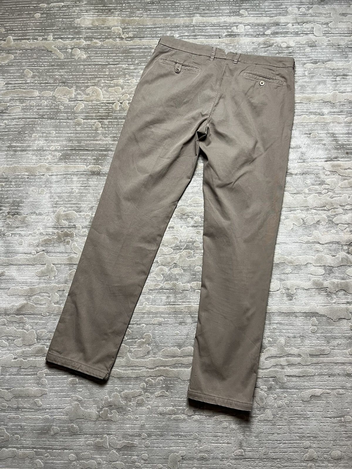 Corneliani Corneliani ID cino casual pants luxury hype classic Size US 35 - 10 Thumbnail