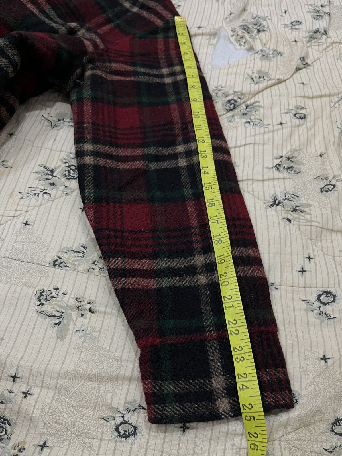 Woolrich Woolen Mills (Ssss). VINTAGE WOOLRICH TARTAN JACKET Size US L / EU 52-54 / 3 - 14 Thumbnail