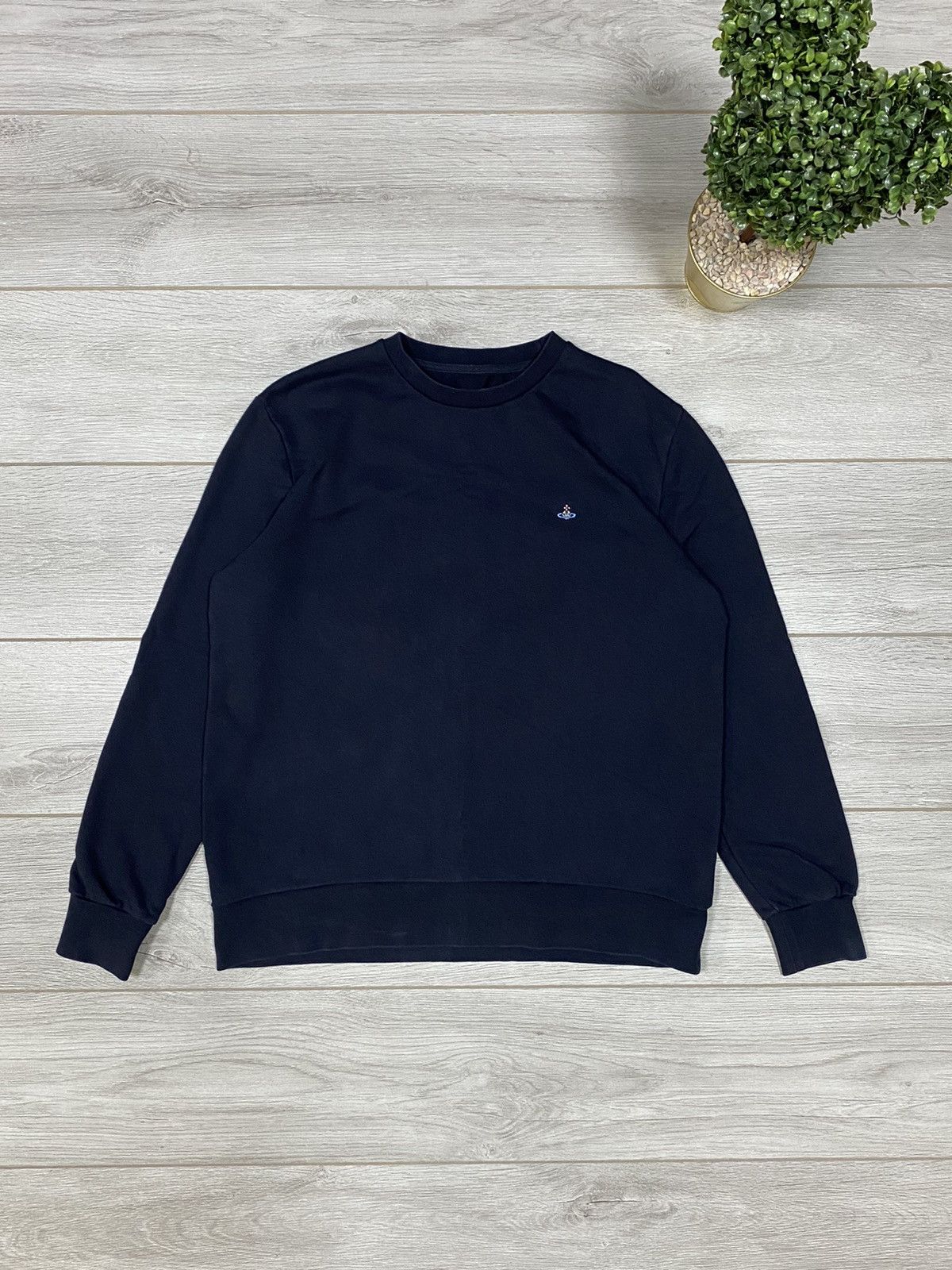 Vivienne westwood orb sweatshirt sales