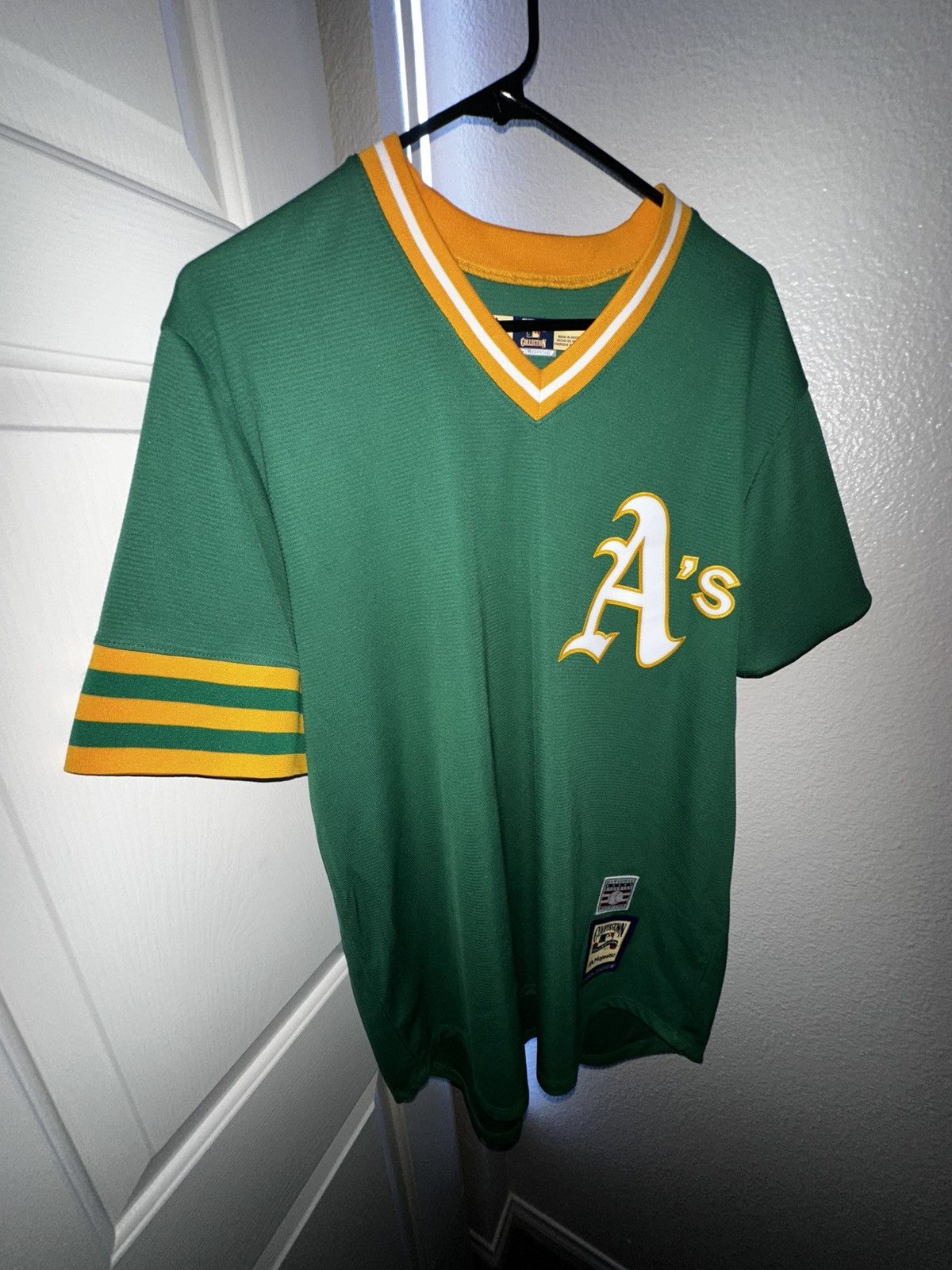 Reggie Jackson Oakland A’s MLB Vintage #9 Jersey Cooperstown Collection  Majestic