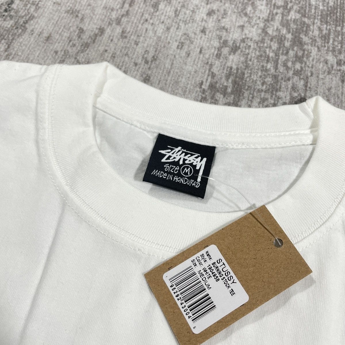 Stussy STUSSY " BURNING STOCK " TEE WHITE MEDIUM Size US M / EU 48-50 / 2 - 4 Thumbnail
