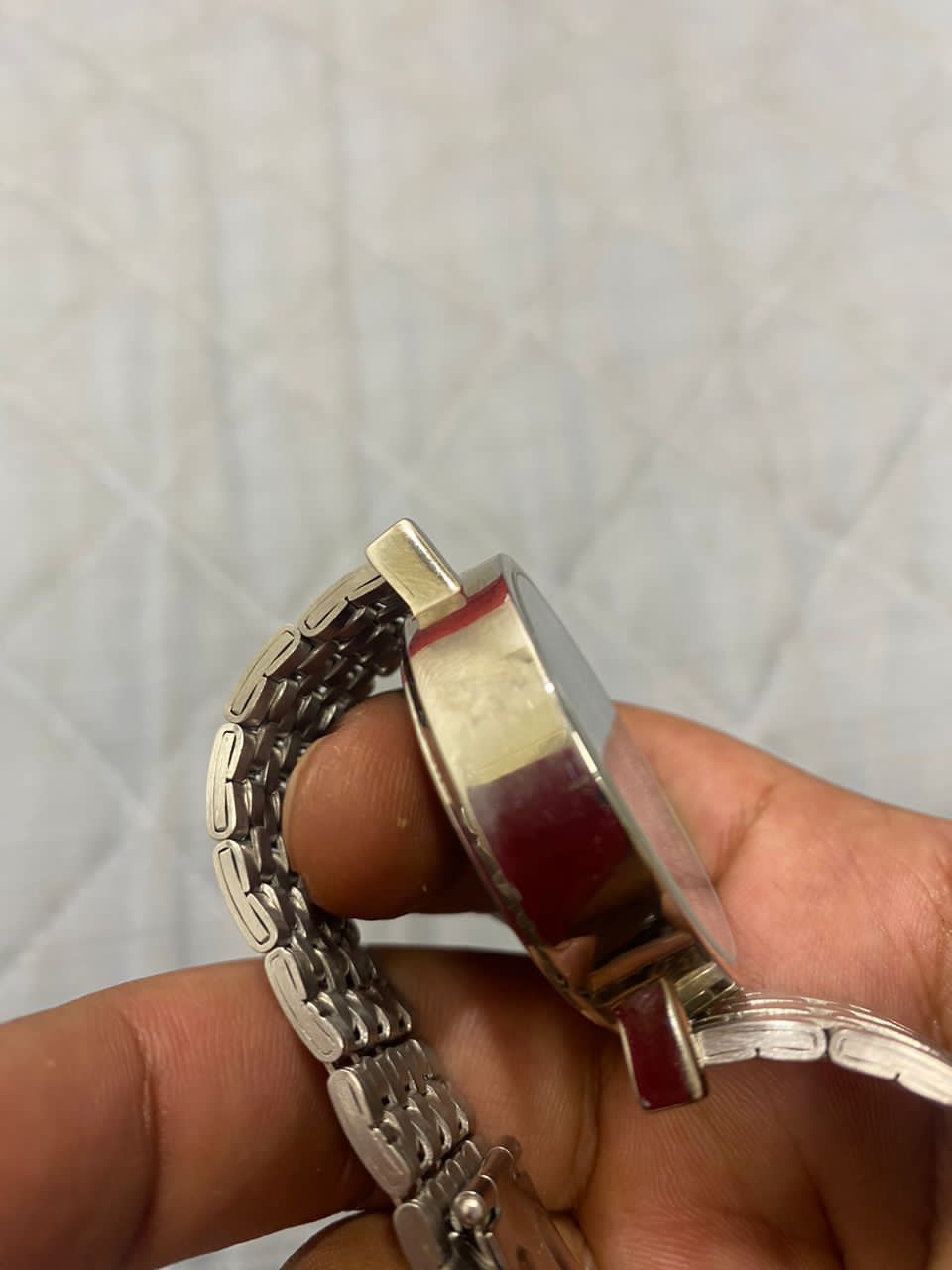 Pierre Cardin 🔥🔥🔥VTG PIERRE CARDIN QUARTZ WATCH Size ONE SIZE - 5 Thumbnail