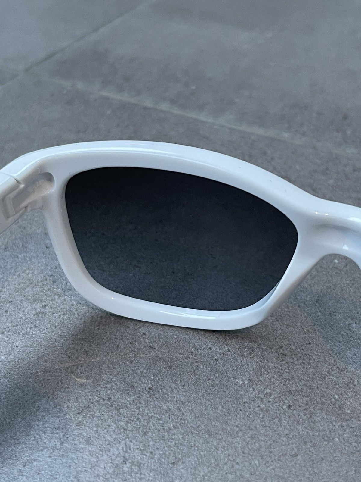 Oakley Oakley OO9179-02 "Forchand" White Sunglasses Size ONE SIZE - 9 Thumbnail
